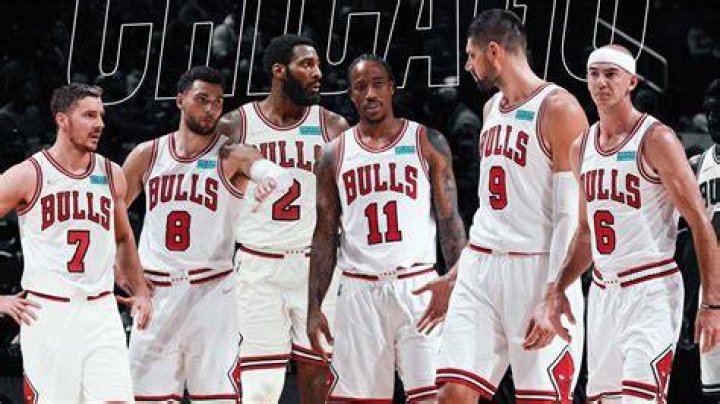 Chicago Bulls' Michael Jordan, the All-American guard from North Carolina, was named the winner of the Eastman Award as the nation's top male collegiate basketball player, in New YorkEastman Award Jordan 1984, New York, USA