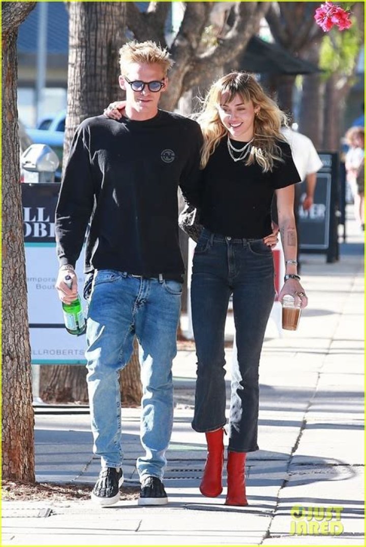 Cody Simpson, Miley Cyrus