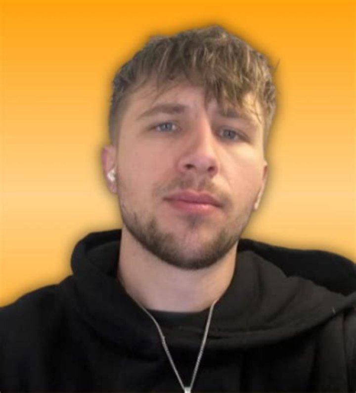 Dylan JD Dylan JD