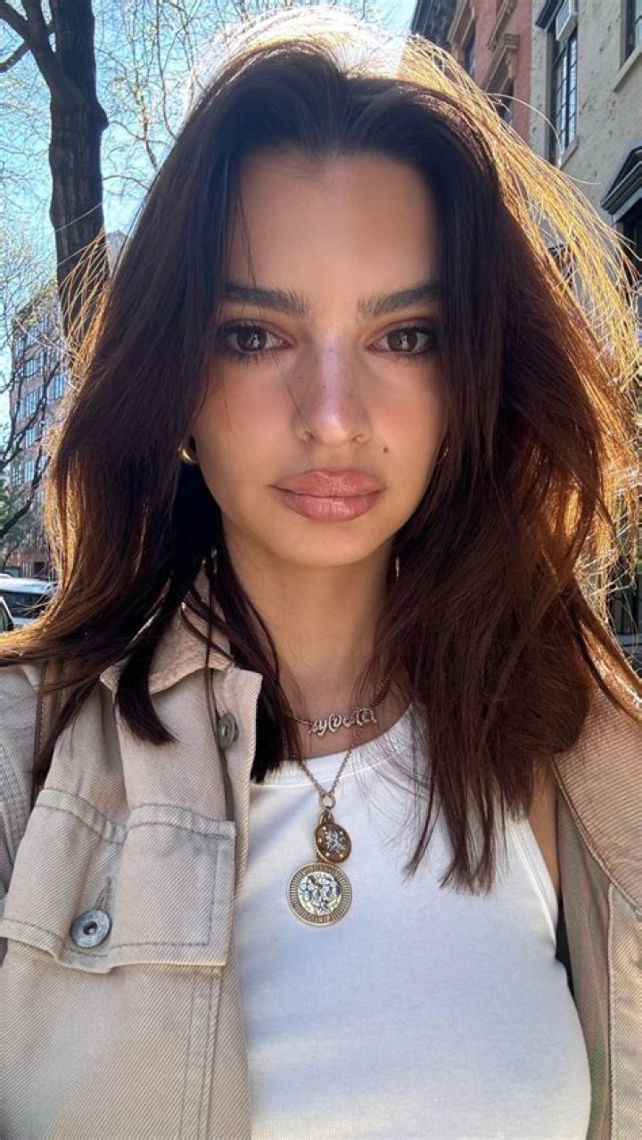 Emily-Ratajkowski