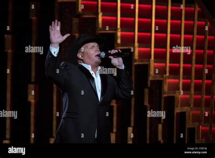Garth Brooks Performing At The Inauguration