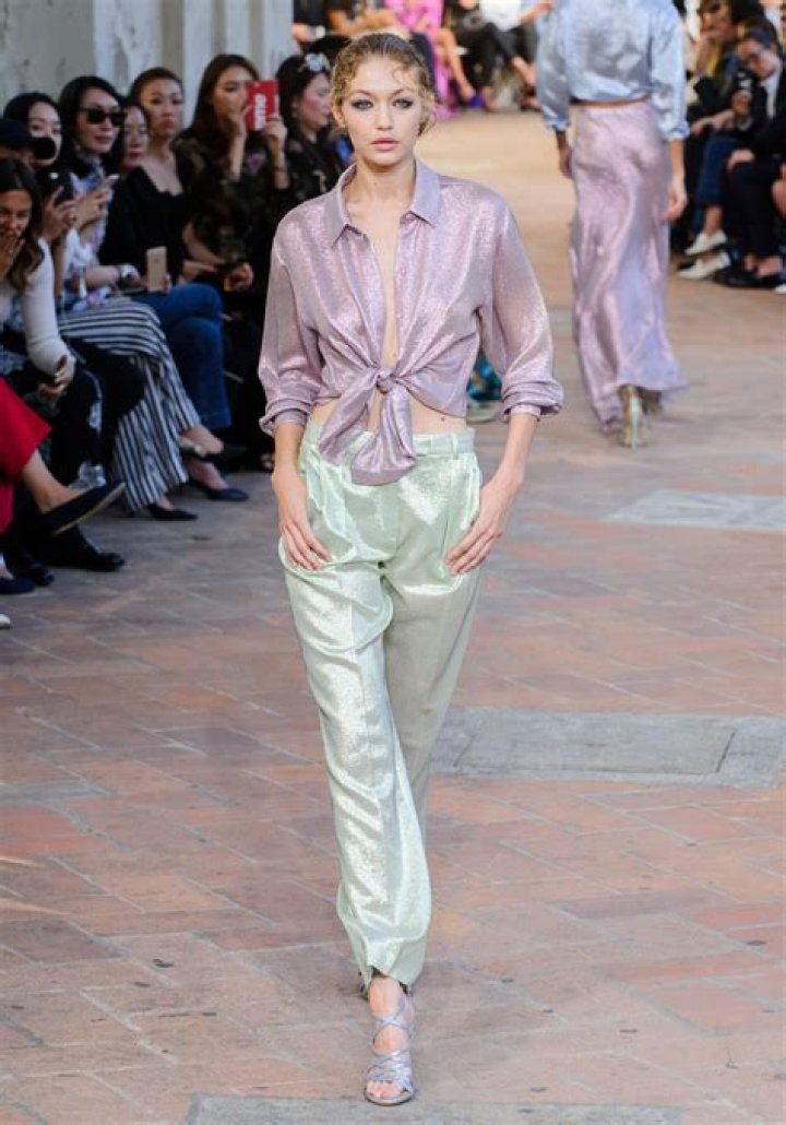 Gigi Hadid on the catwalk Alberta Ferretti show, Runway, Spring Summer 2022, Milan Fashion Week, Italy - 22 Sep 2021