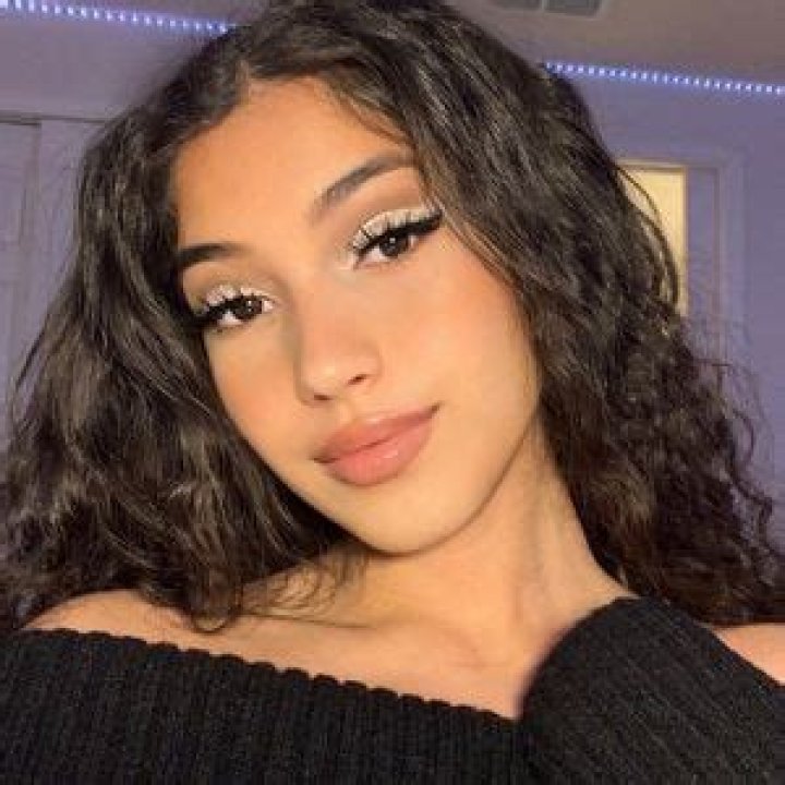 highkeyalina highkeyalina