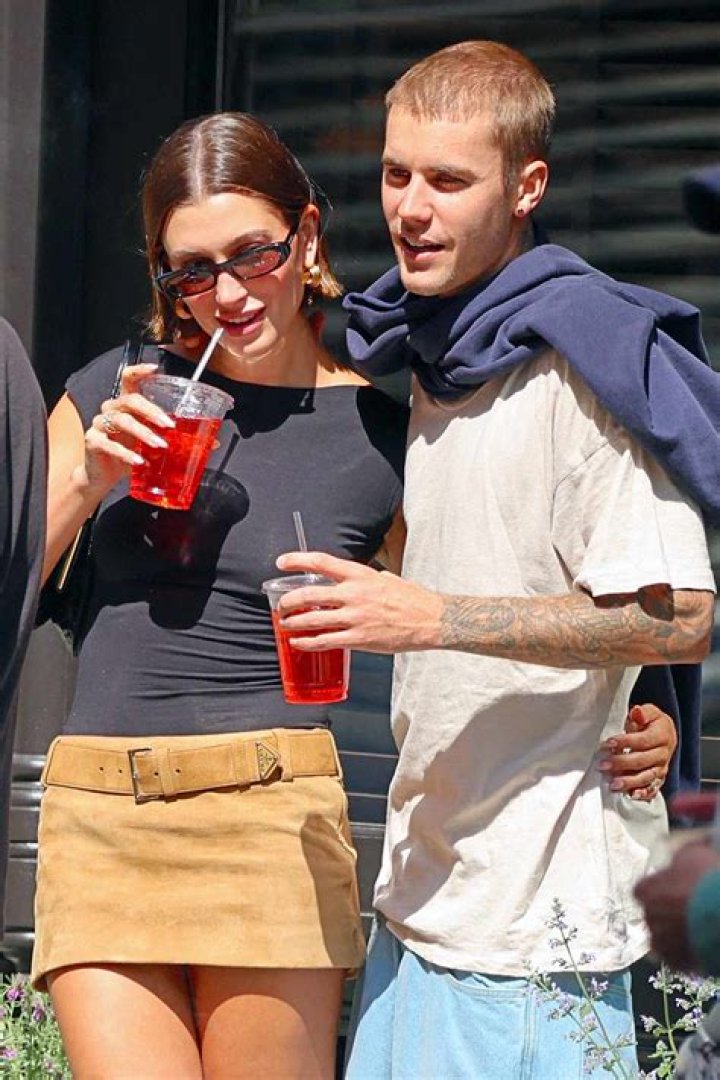 Hot couple Justin Bieber and Hailey Bieber shopping at Aim Leon Dore store with some friends then walking together in the Soho neighborhood in New York, NY on May 10, 2023. Photo by Dylan Travis/ABACAPRESS.COM Pictured: Justin Bieber,Hailey Bieber Ref: SPL6570168 100523 NON-EXCLUSIVE Picture by: Dylan Travis/AbacaPress / SplashNews.com Splash News and Pictures USA: +1 310-525-5808 London: +44 (0)20 8126 1009 United Arab Emirates Rights, Australia Rights, Bahrain Rights, Canada Rights, Greece Rights, India Rights, Israel Rights, South Korea Rights, New Zealand Rights, Qatar Rights, Saudi Arabia Rights, Singapore Rights, Thailand Rights, Taiwan Rights, United Kingdom Rights, United States of America Rights