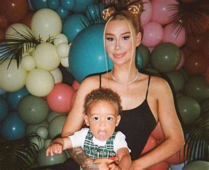 Iggy Azalea Onyx Kelly