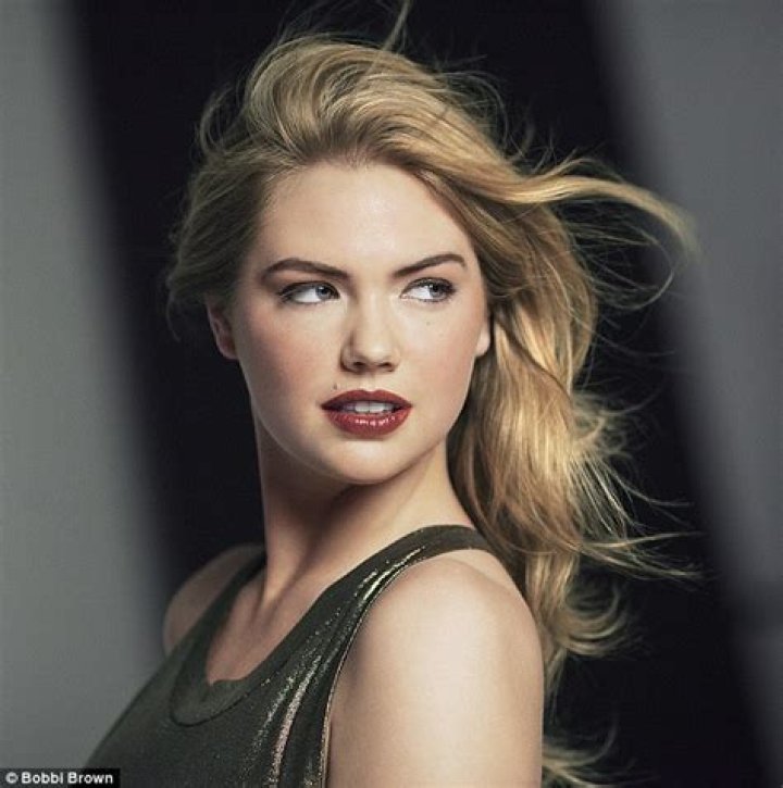 Kate Upton Smolders