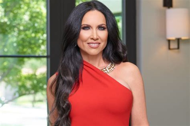 LeAnne Locken