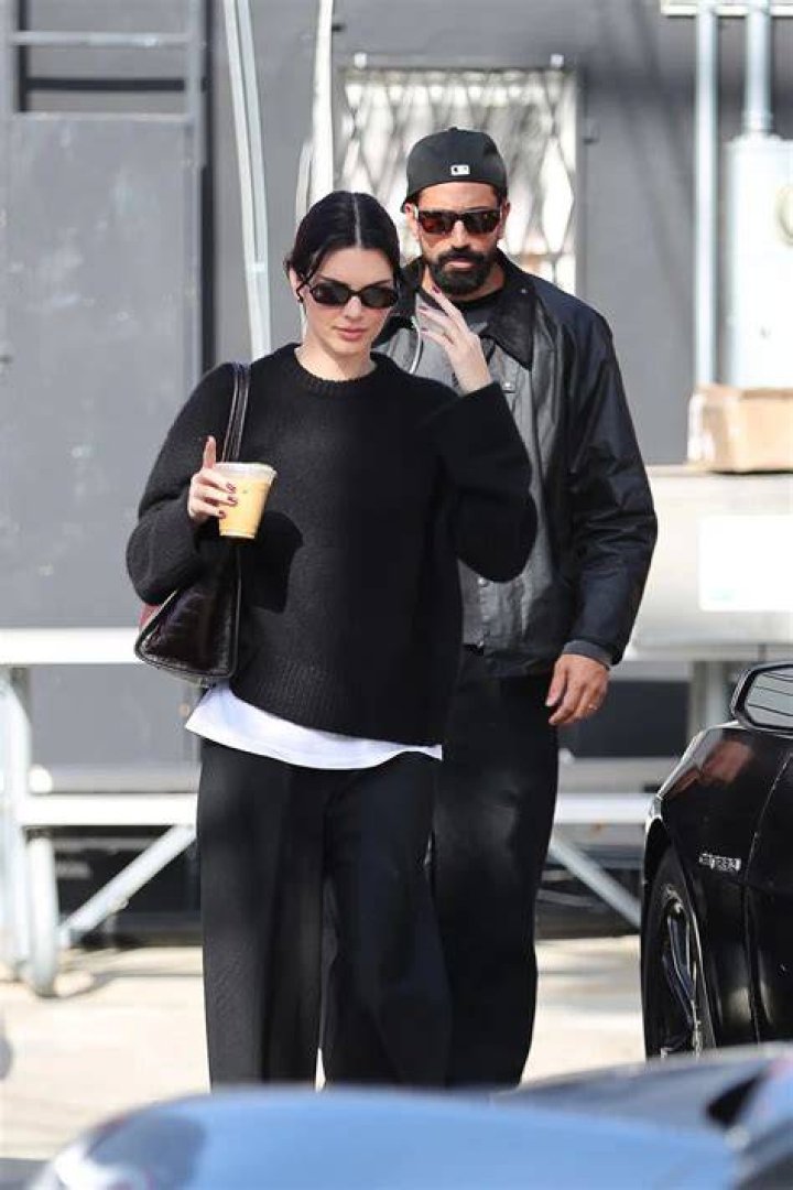 Los Angeles, CA - Kendall Jenner and beau Bad Bunny meet with friend to have dinner. Perhaps the couple and their friends were looking to take advantage of Taco Tuesdays! Pictured: Kendall Jenner, Bad Bunny BACKGRID USA 20 JUNE 2023 BYLINE MUST READ: The Daily Stardust / BACKGRID USA: +1 310 798 9111 / UK: +44 208 344 2007 / *UK Clients - Pictures Containing Children Please Pixelate Face Prior To Publication*
