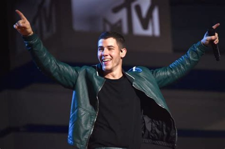 Nick Jonas Bulge VMAs