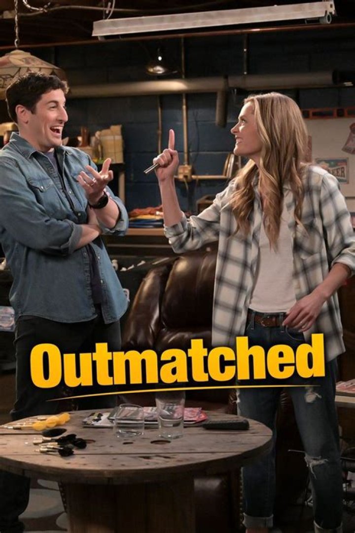 OUTMATCHED: Jason Biggs as Mike in Season 1 of OUTMATCHED premiering Thursday, January 23 (8:30-9:00pm PM ET/PT) on FOX. &copy;2020 Fox Media LLC. CR: Robert Trachtenberg/FOX.