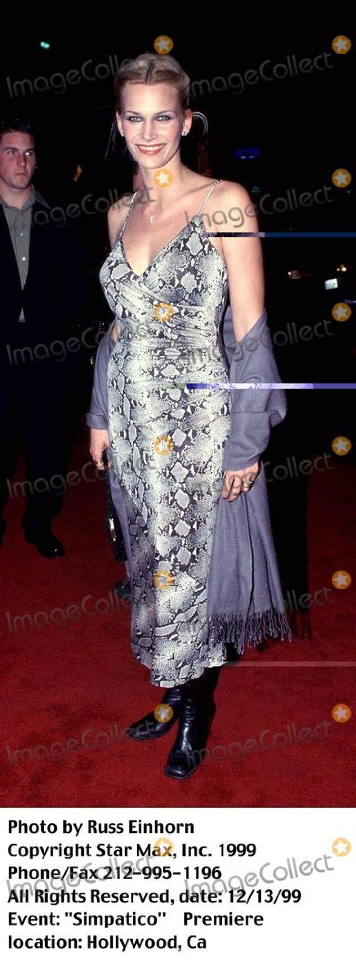Photo by: Russ Einhorn STAR MAX, Inc. - copyright 2002 ALL RIGHTS RESERVED Telephone/Fax: (212) 995-1196 3/24/02 Nicole Kidman at The 74th Annual Academy Awards. (The Kodak Theatre, Hollywood, California) (Star Max via AP Images)