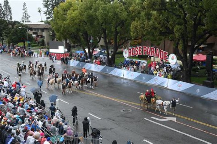 rose-parade-1