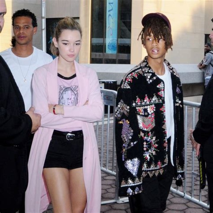 Sarah Snyder Jaden Smith PDA