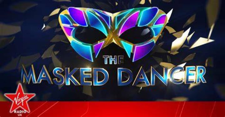 THE MASKED DANCER: L-R: Oscar De La Hoya and host Craig Robinson in the &ldquo;Semi Finals - It&rsquo;s All About The Dance&rdquo; episode of THE MASKED DANCER airing Wednesday, Feb. 10 (8:00-9:00 PM ET/PT) on FOX. CR: Michael Becker/ FOX. &copy; 2021 FOX MEDIA LLC.