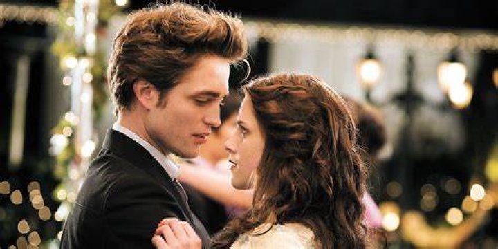 Twilight' star and musician Jackson Rathbone stopped by HollywoodLife's studio in New York City